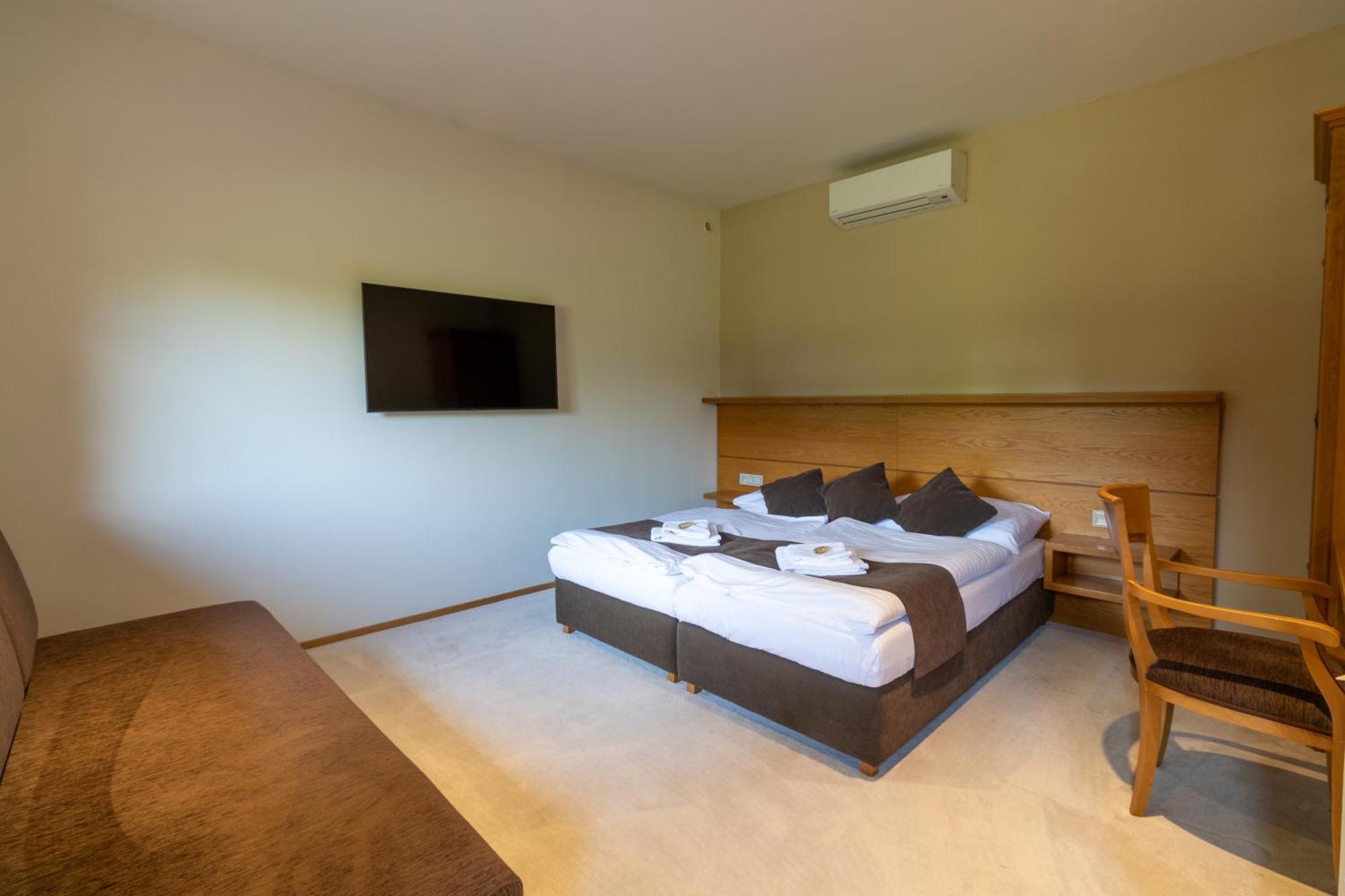 Hotel Resort Lovecka Basta Strakonice Dış mekan fotoğraf