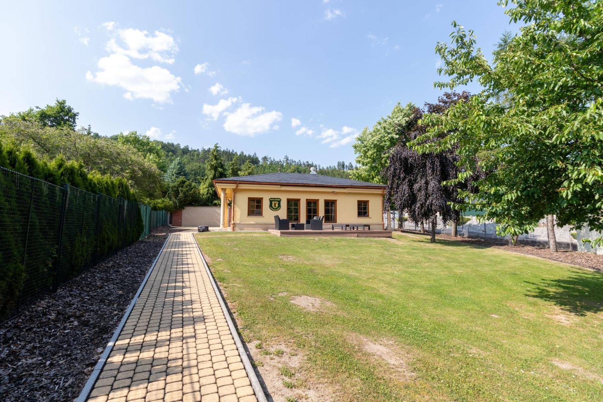 Hotel Resort Lovecka Basta Strakonice Dış mekan fotoğraf